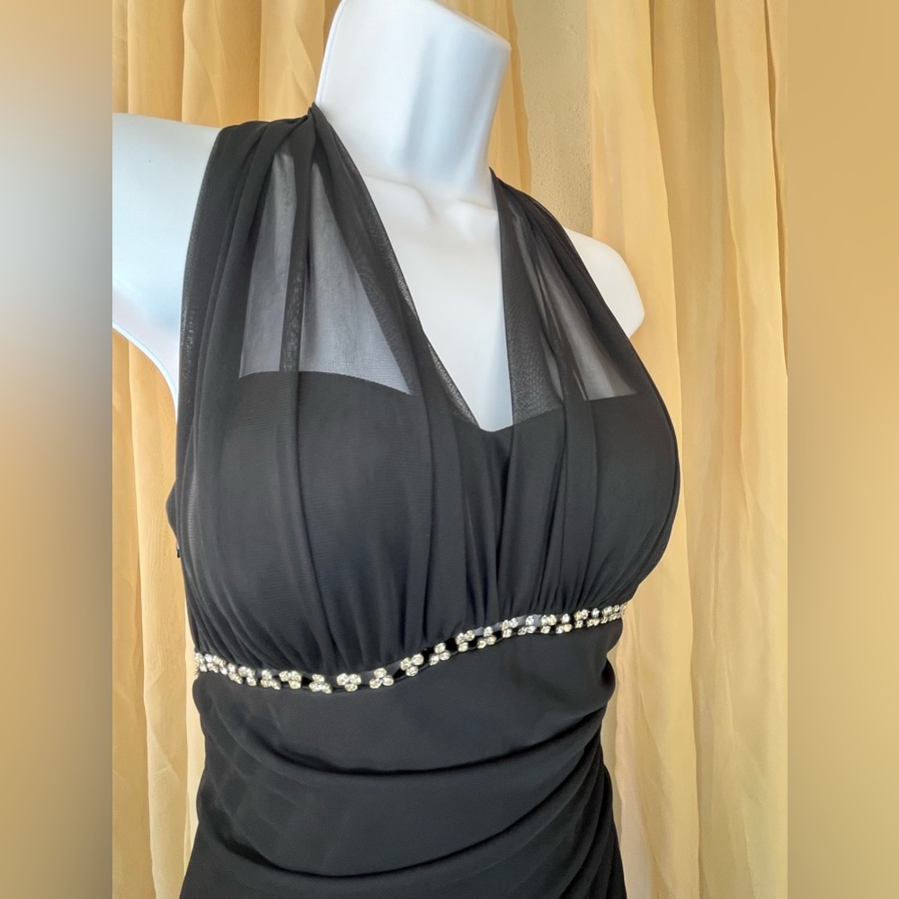 Sold…CACHE Black Sheer Lined Formal Gown - Picture 3 of 9